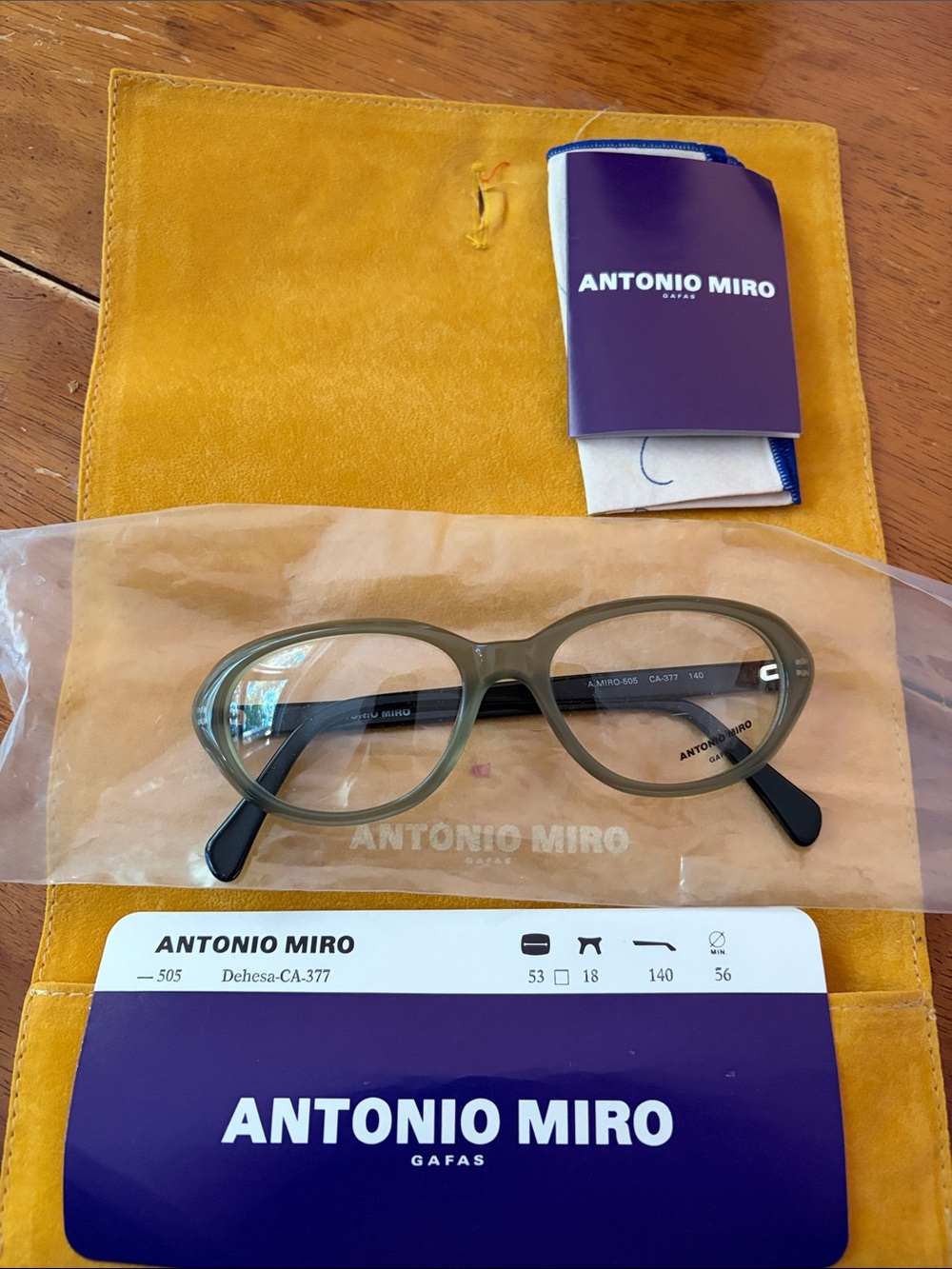 Vintage Women’s Antonio Miro Olive Green frames with clear lenses